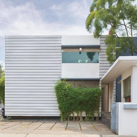 FLAT06. Minimalist Residence Jakarta Exterior foto
