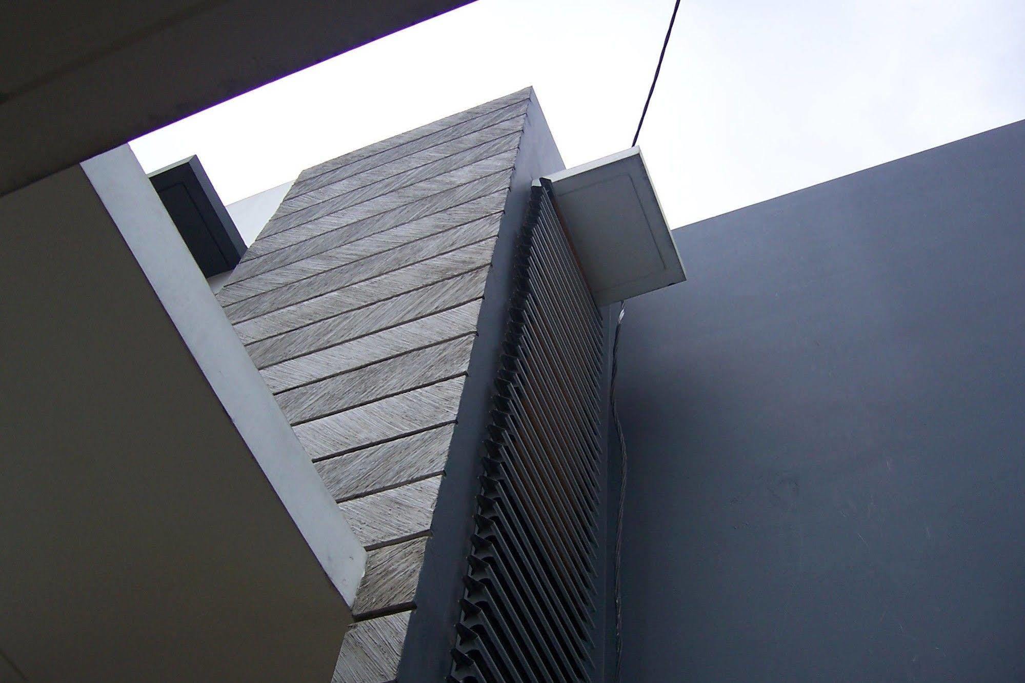 FLAT06. Minimalist Residence Jakarta Exterior foto